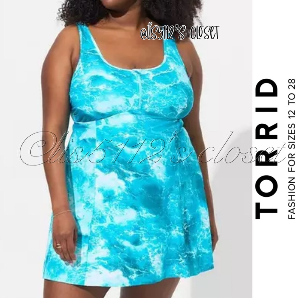 Torrid Blue Ocean Waves Wireless Long Zip-Front Swim Dress Swimsuit 3X 22 24